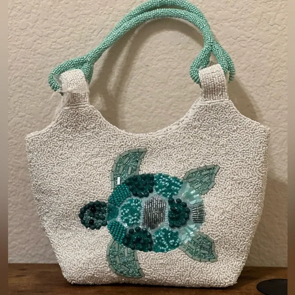 Viral Beaded Sea Turtle Handbag (Handmade) - Picture 11 of 13